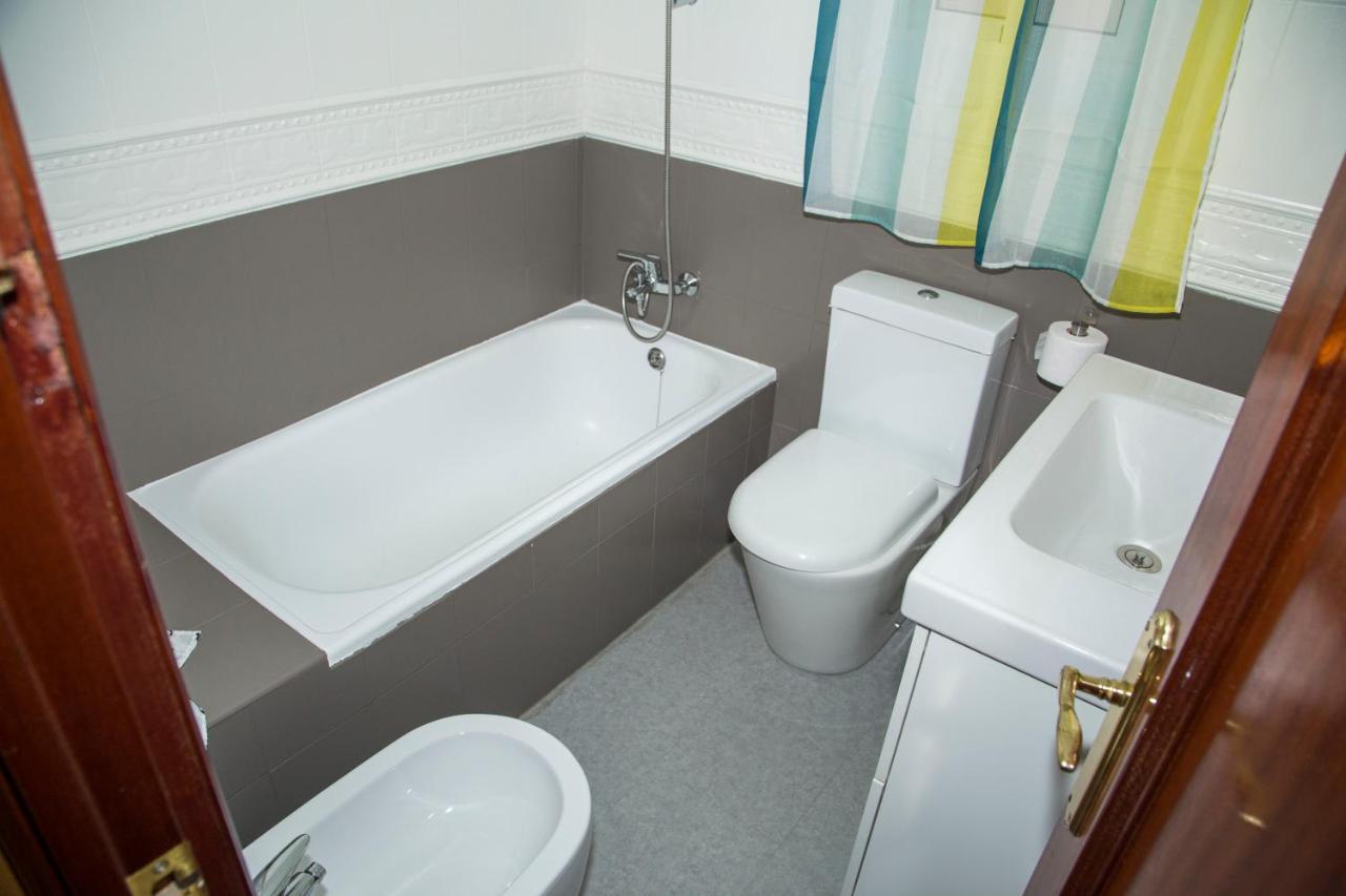 Apartamento Reus 1 - Parking Gratuito Экстерьер фото